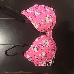 VS Pink Bra 34DD